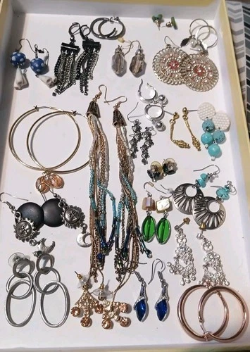 Vintage To Now Pierced Earrings Lot (22 Pairs) Pre-owned Costume Jewelry