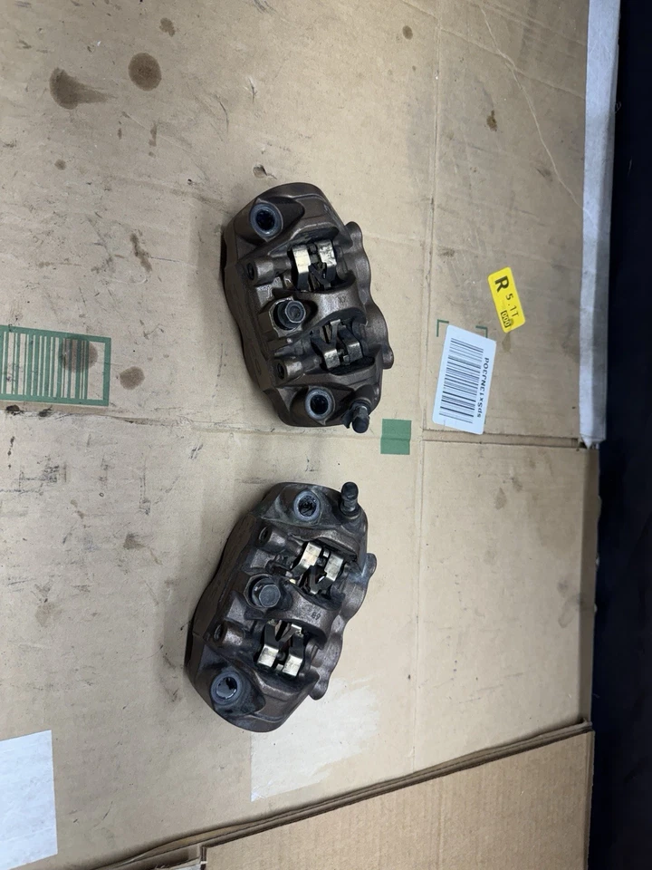 2007-2012 Honda CBR600RR OEM Front Brake Calipers - Изображение 2 из 4