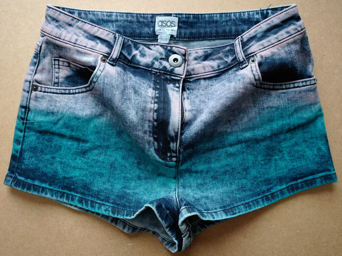 Hot pant deals look