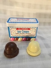 Melissa  Doug MAGNETIC ICE CREAM Container W/2 Replacement Scoops, D4