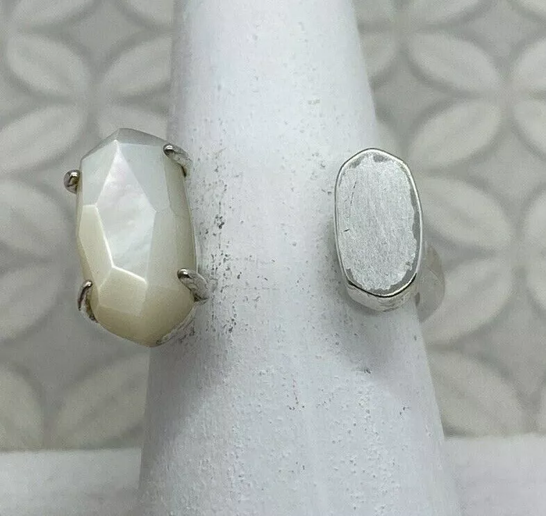 Kendra scott mother of hotsell pearl ring