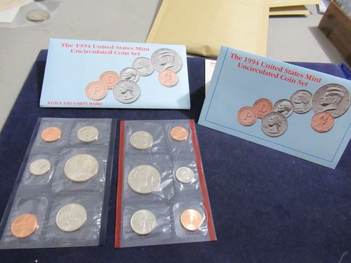 1994 US Mint 10 Coin Uncirculated Set, Complete Philadelphia & Denver, OGP & COA - Picture 6 of 6