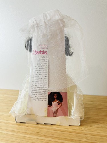Barbie Doll Ultimate Wedding Fantasy Dream Barbie 1989 African American Black - Picture 3 of 4