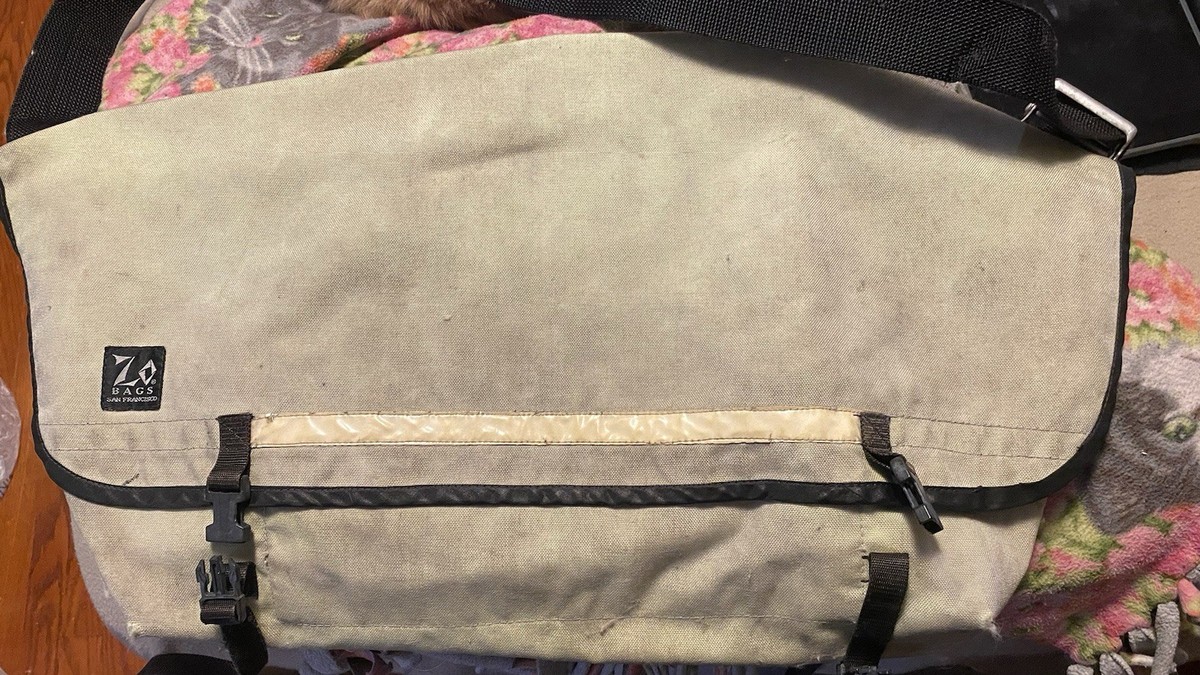 Zo bags ② 90s vintage Zo Messenger Bag Zo Bag 1980-90s Vintage Original ZO BAGS Erik Zo San Francisco