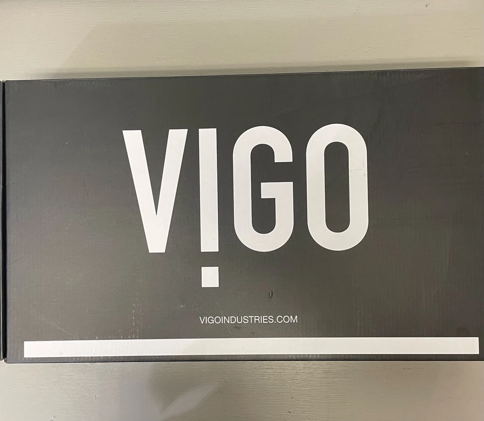 Vigo VG02053ST Grifo Barra Joya, 1.8 GPM, 11" H, Acero Inoxidable Foto 2 de 2