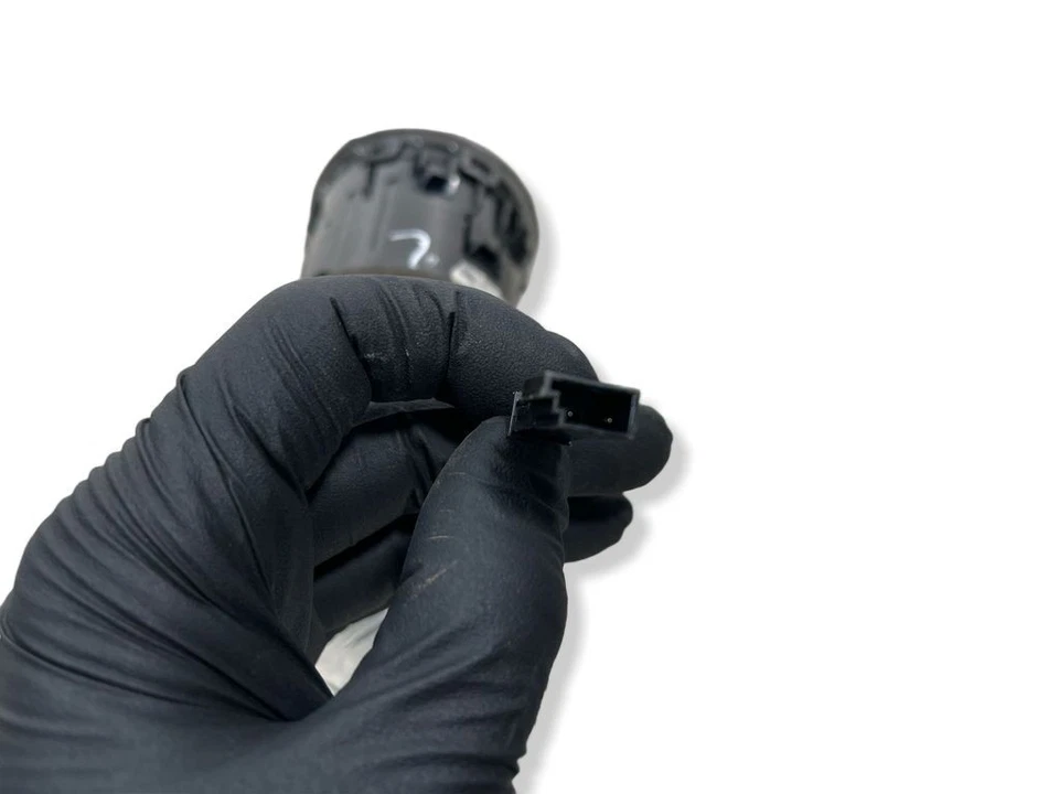 Porsche Boxster 987 2005-2012 dash side air vent grille trim 98755213103 - Image 4 of 4