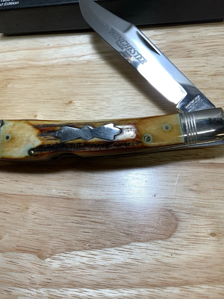 WINCHESTER USA”1989” Awesome Gnarly Stag Banana #1950 Trapper - Image 4 of 4