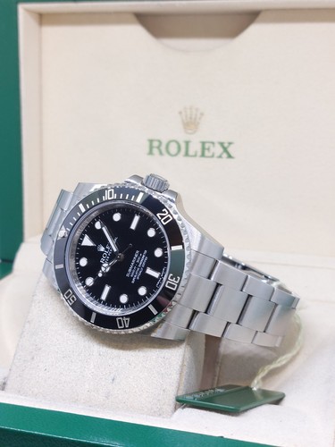 Rolex 40mm Black Dial Ceramic No Date Submariner REF: 114060 (...