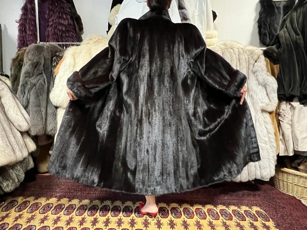 Mink Fur Coat SAGA MINK ROYAL Real Fur Coat | eBay