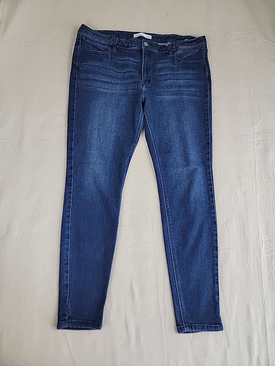 KanCan Skinny Jeans Womens 33 38x30 Stretch Dark Blue High Rise Modern City EUC-image