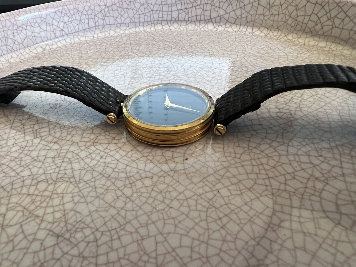 Vintage Gucci watch, Genuine Leather, Gold | eBay Vintage Gucci watch, Genuine Leather, Gold | eBay