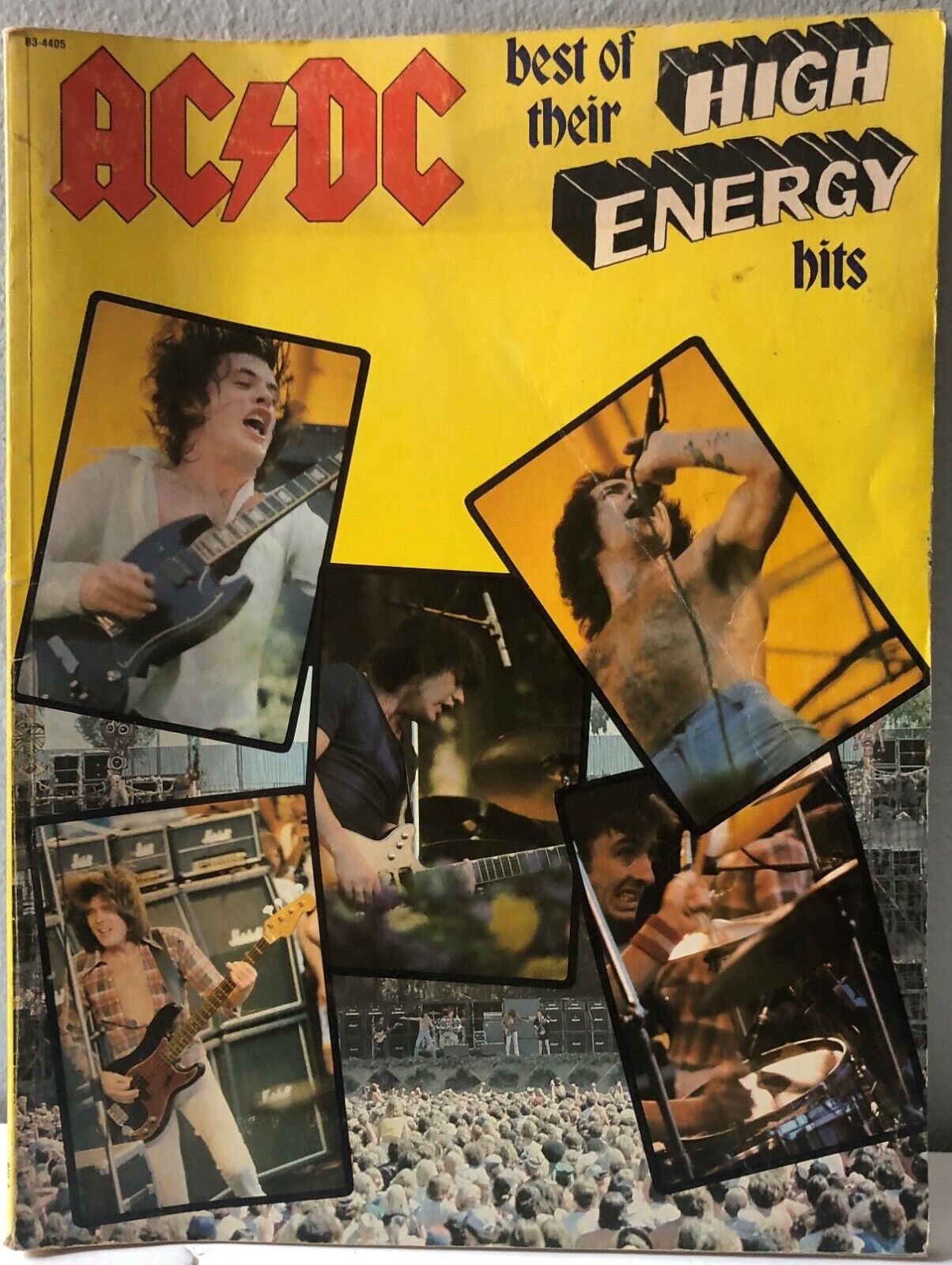 The Definitive Ac/Dc Songbook - Songbook de AC/DC. Pela primeira