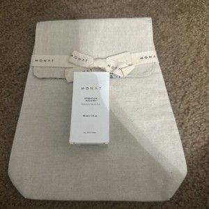 Advanced Hydrating Skin  MONAT Hydration Booster™  Hyaluronic Serum Plus