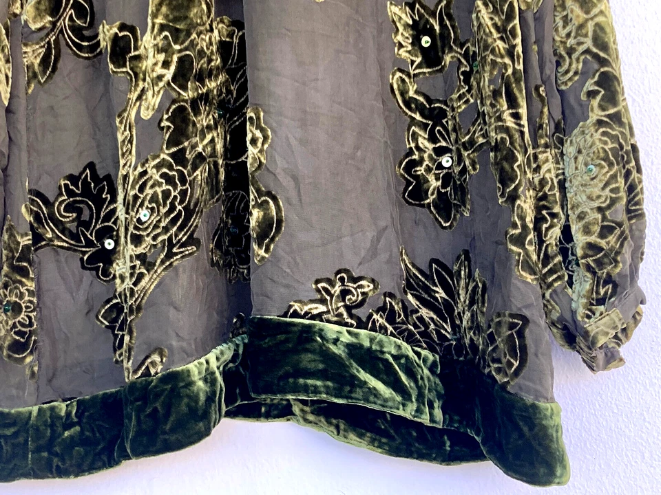 Blusa túnica manga longa feminina Soft Surrounding tamanho L verde seda linha A - Imagem 4 de 4