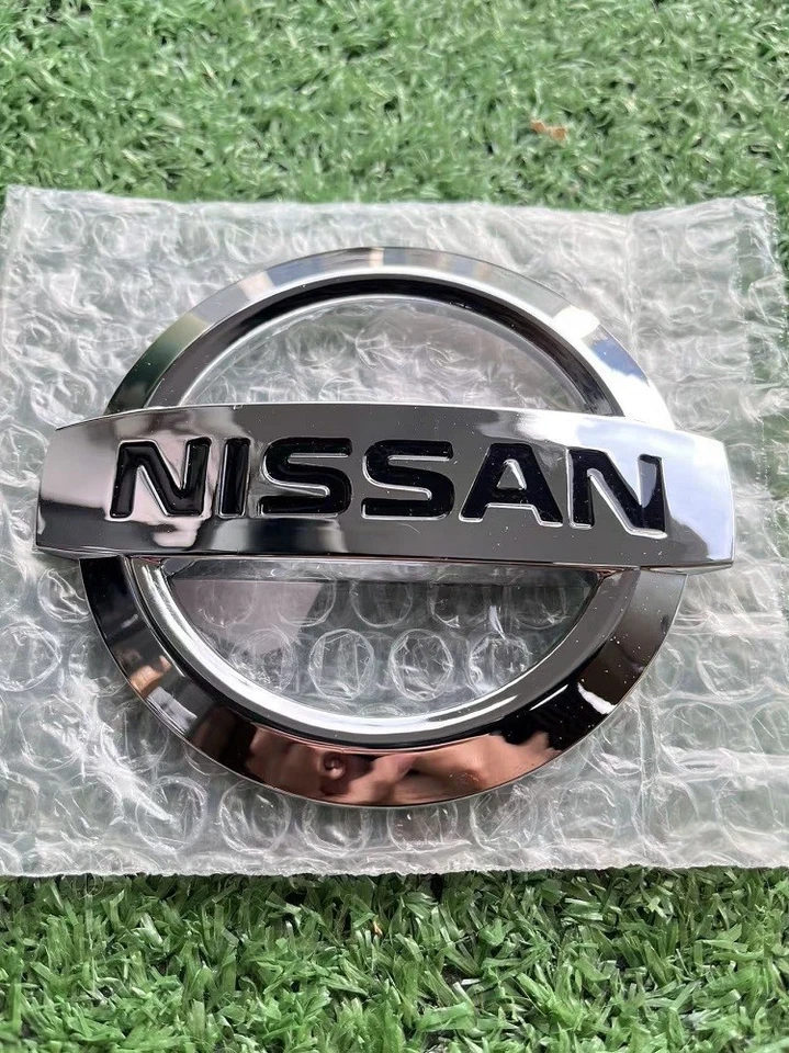 NISSAN 12-17 GRILLE EMBLEMS NEW BADGE 370Z OEM FRONT OR REAR 03-16 VERSA REARNEW - Image 3 of 4