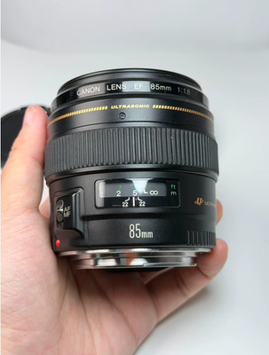 Canon EF 85mm f/1.8 USM Telephoto Portrait Lens - Tested, Clean Glass