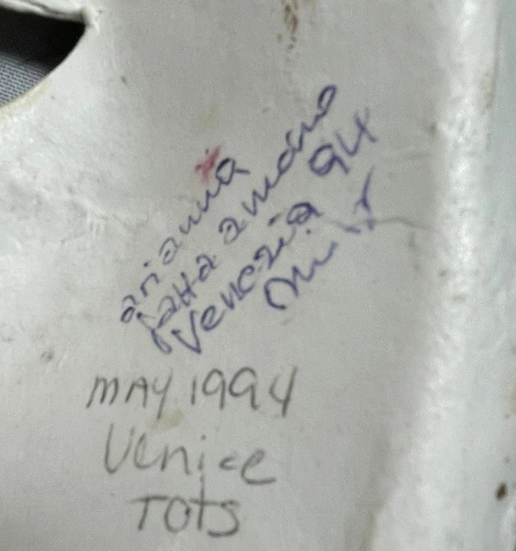 Máscara de papel machê italiana veneziana emplumada Veneza Itália decoração de parede vintage - Imagem 4 de 4