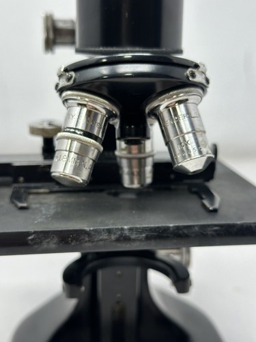 Spencer Buffalo Microscope with Wood Carrying Case, Lenses - Picture 7 of 12