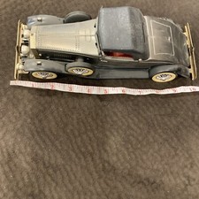 Vintage 1931 ROLLS ROYCE Phantom II W/AM Radio Collectible
