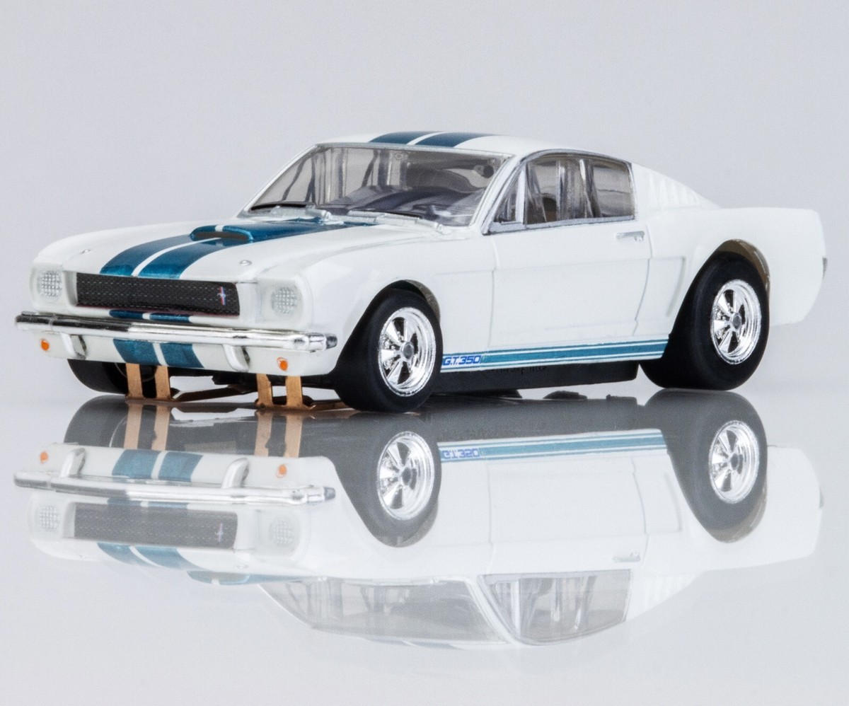 AFX New Release '65 Ford Mustang Shelby GT350 White/Blu HO Slot