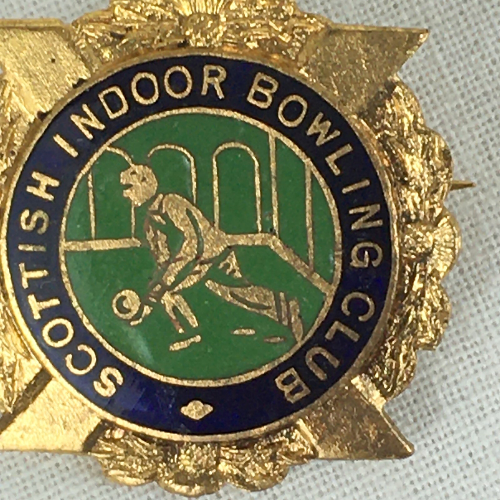 VINTAGE ENAMEL PIN BADGE SCOTTISH INDOOR BOWLING CLUB 28mm (D1) eBay
