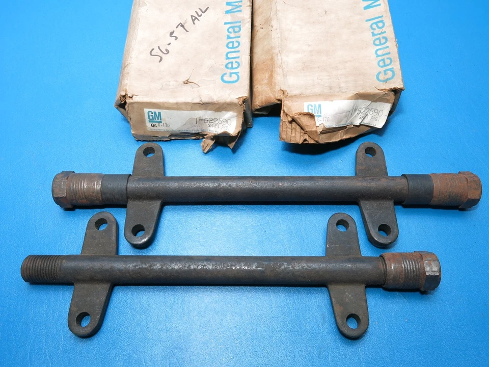 NOS Pair GM 1956-1957 Pontiac Bonneville Catalina Star Chief Lower Control Arms - Image 2 of 4