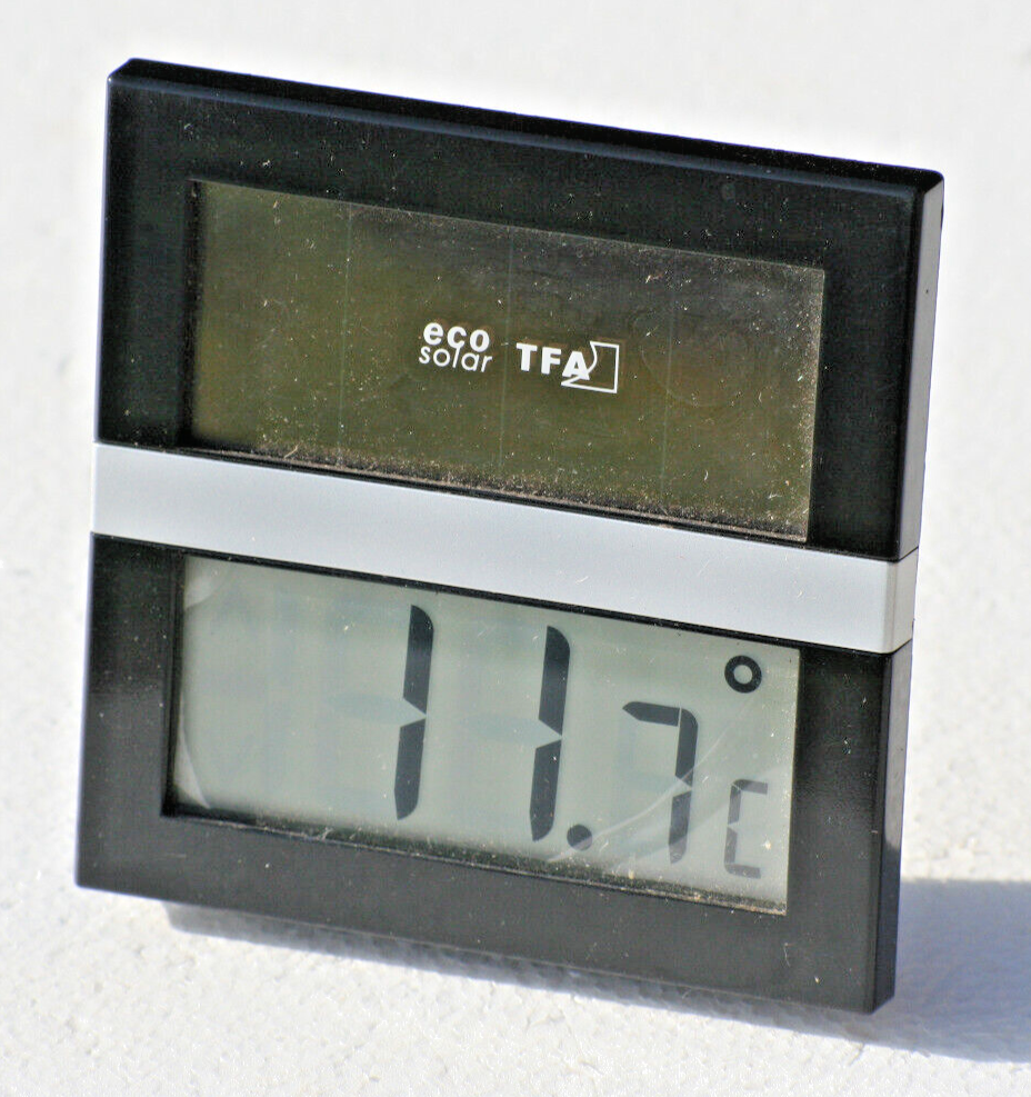 solar-outdoor-thermometer-digital