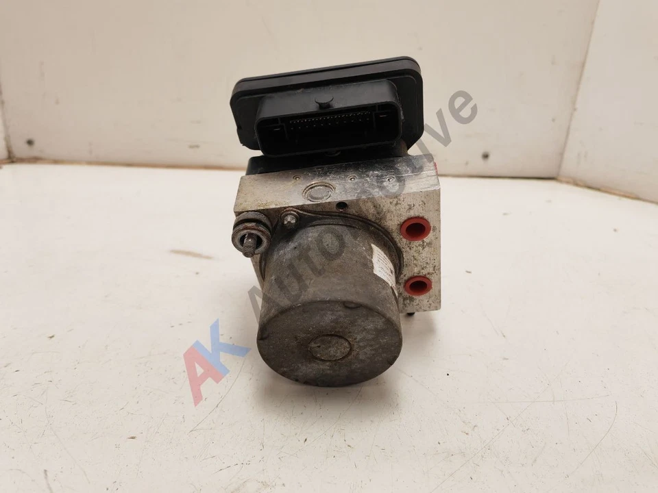 Vauxhall Crossland X 2017-2020 ABS Pump Control Module 3557994 - Image 2 of 4