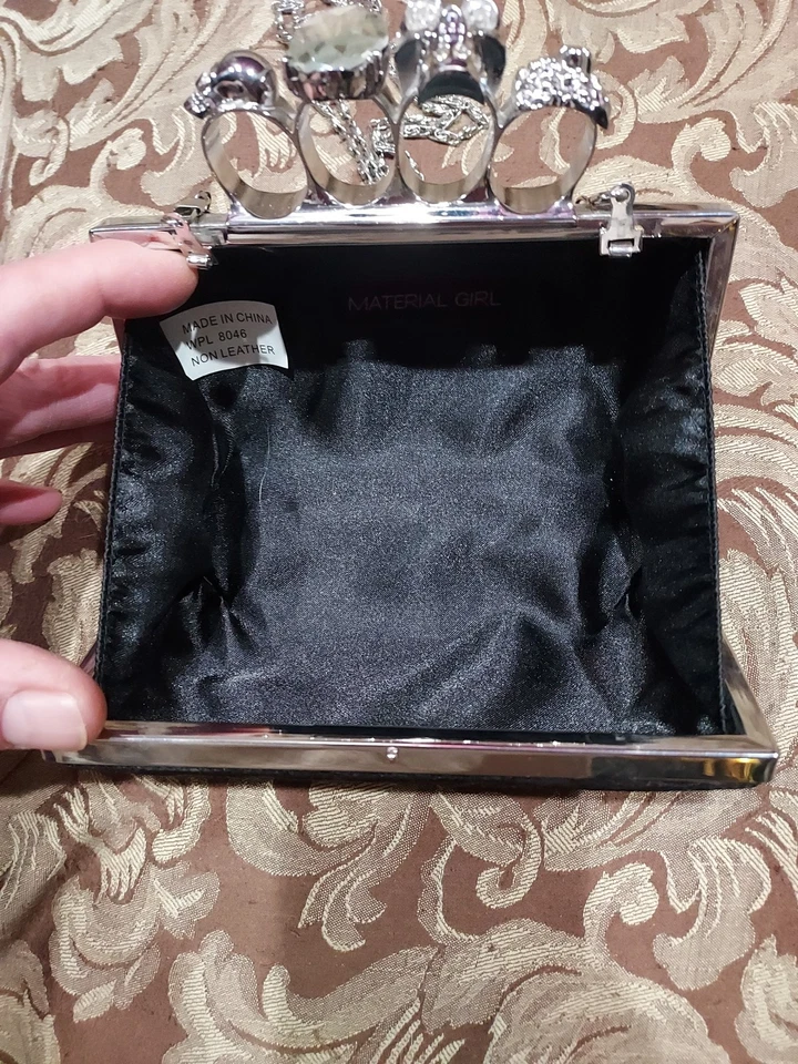 Bolso clutch calavera vintage Foto 2 de 4