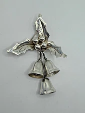 VINTAGE MEXICO STERLING SILVER HOLLY MISTLETOE BROOCH WITH DANGLING BELLS 925