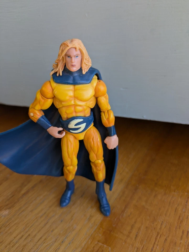 3.75 in. Sentry Marvel Universe Vintage Lot Hasbro  - Image 2 of 4