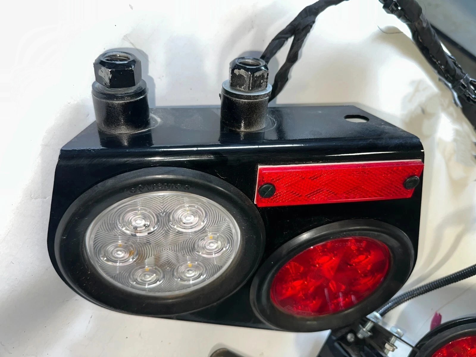 Peterbilt 379 389 LED Tail Lights Paccar Brackets New Take Off & Wiring Harness