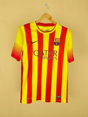 AUTHENTIC 2013 Barcelona Away Iniesta #8 – Vintage Soccer Jersey