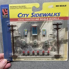 Life-Like Trains HO Scale City Sidewalks #1121