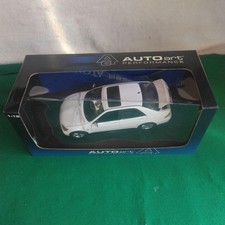 AUTOart 1/18  white TOYOTA  Altezza 392951