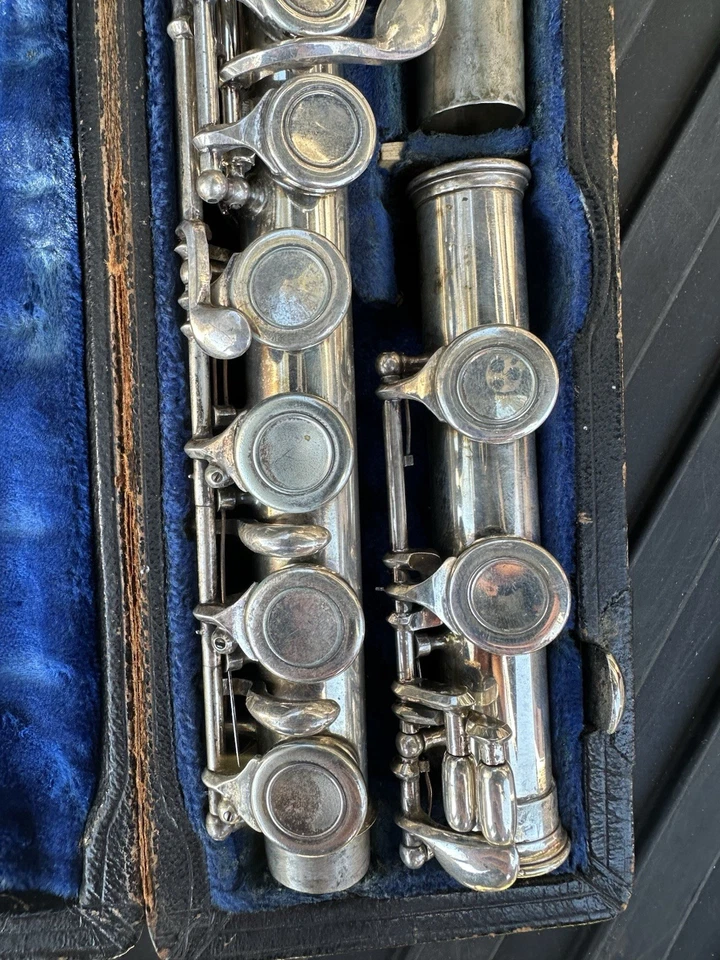 Vintage Gemeinhardt of Elkhart, USA 2NP 187910 Silver Flute With HardCase - Image 2 of 4