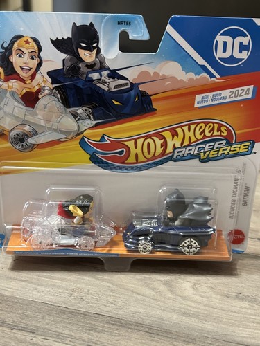 Hot Wheels Racer Verse Batman & Wonder Woman First Appearance 2 Pack 2024 - Picture 4 of 5
