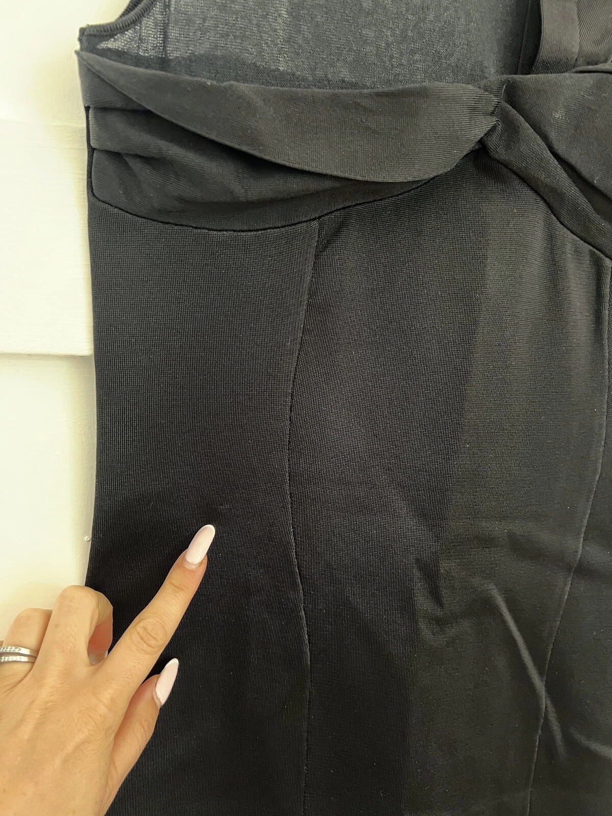 Abito principale Valentino piccolo ""bodycon"" nero UK6 8