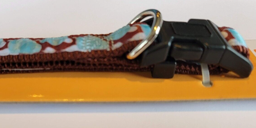 Medium Dog Collar 10"-16" Neck 5/8" Width Reflective Blue Heart-Like Dots Blob - Picture 3 of 7