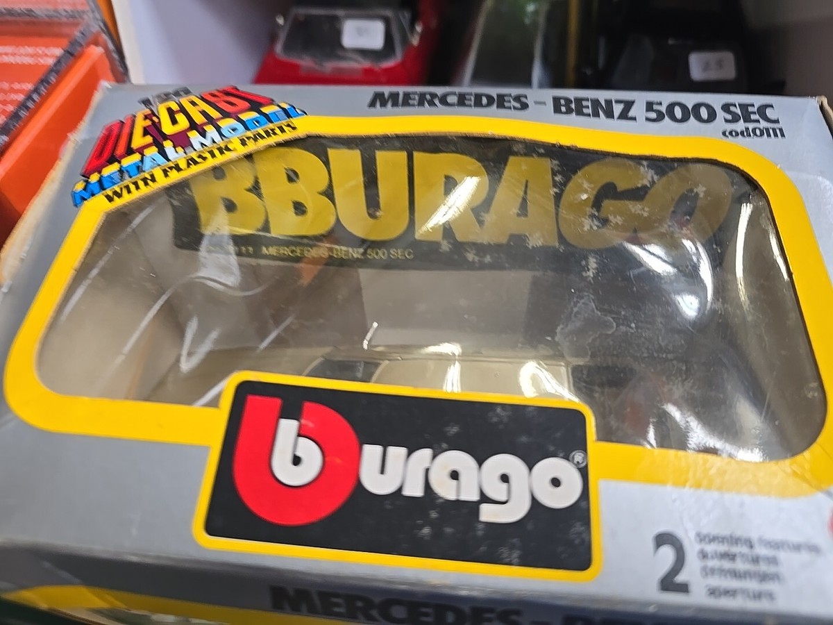 VINTAGE 1/24 BURAGO MERCEDES BENZ 500 SEC Cod.0111 Made in