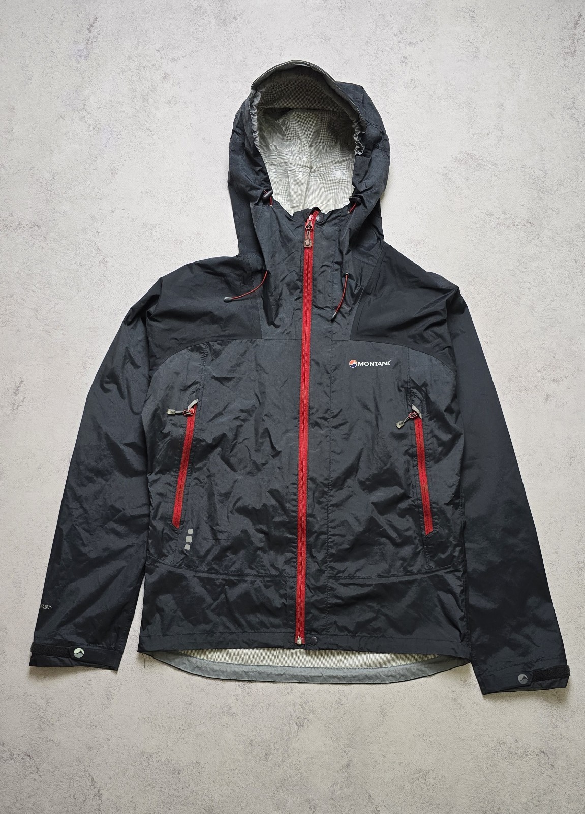 Montane Pertex Shield Waterproof Hooded Rain Jacket Black Red Lightweight Shell image 2