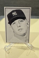 Ultimate Guide to 1950s Mickey Mantle Topps and Bowman Cards 35
