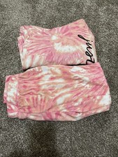 A Kids Comfy Set Including A Long Sleeved Hoodie, And Matching Bottoms