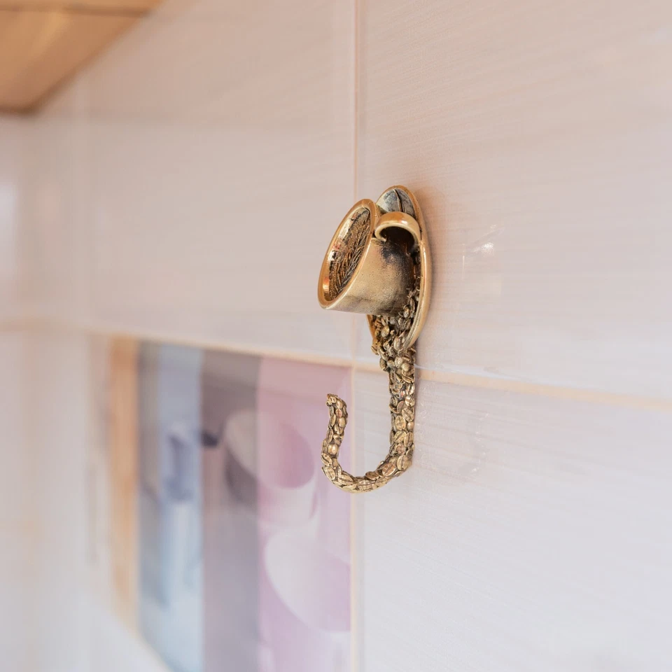 Настенный крюк для кофейной чашки — твердая латунная вешалка ручной работы для кружек, турок, полотенец, ключей - Изображение 2 из 4