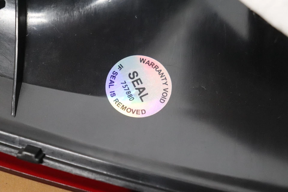 Conjunto de luz trasera derecha Eagle Eyes FR401-U000R para Ford Explorer 2002-2005 Foto 3 de 4