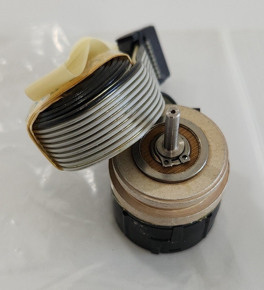 NEW* Thomson Micron 60-110482-2085 Encoder w/ Cable Assy 2456