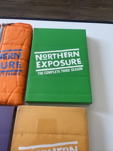 Northern exposure dvd series complete. First 2 seasons released with rare jacket - Imagen 3 de 7