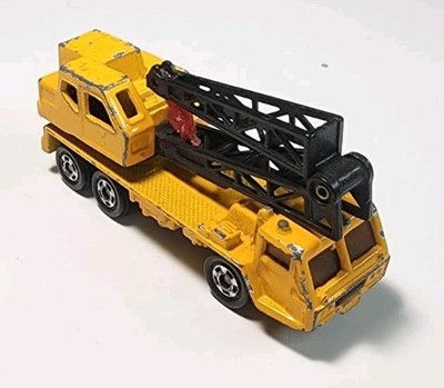 Vintage Tomica Tomy #66 Yellow Fuso Truck Crane HO Diecast/Plastic Construction