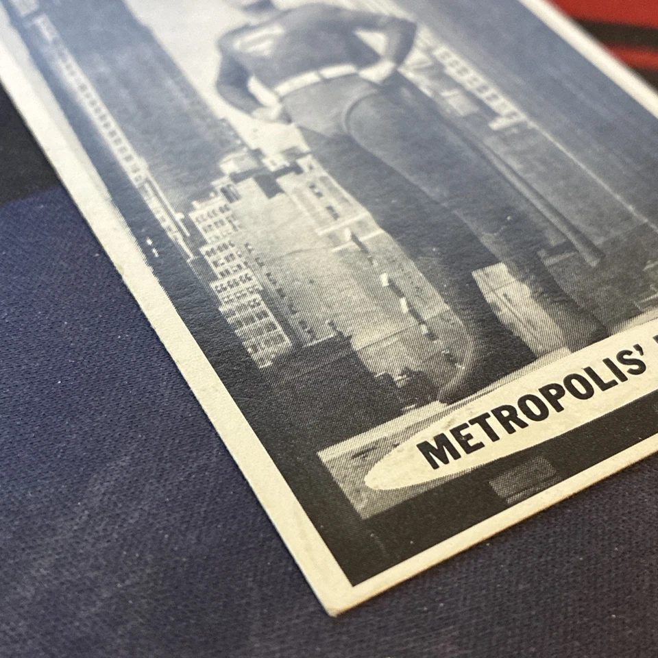 OFFER? 1966 Topps Superman #9 Metropolis’ Hero George Reeves Vintage Card - Image 3 of 4