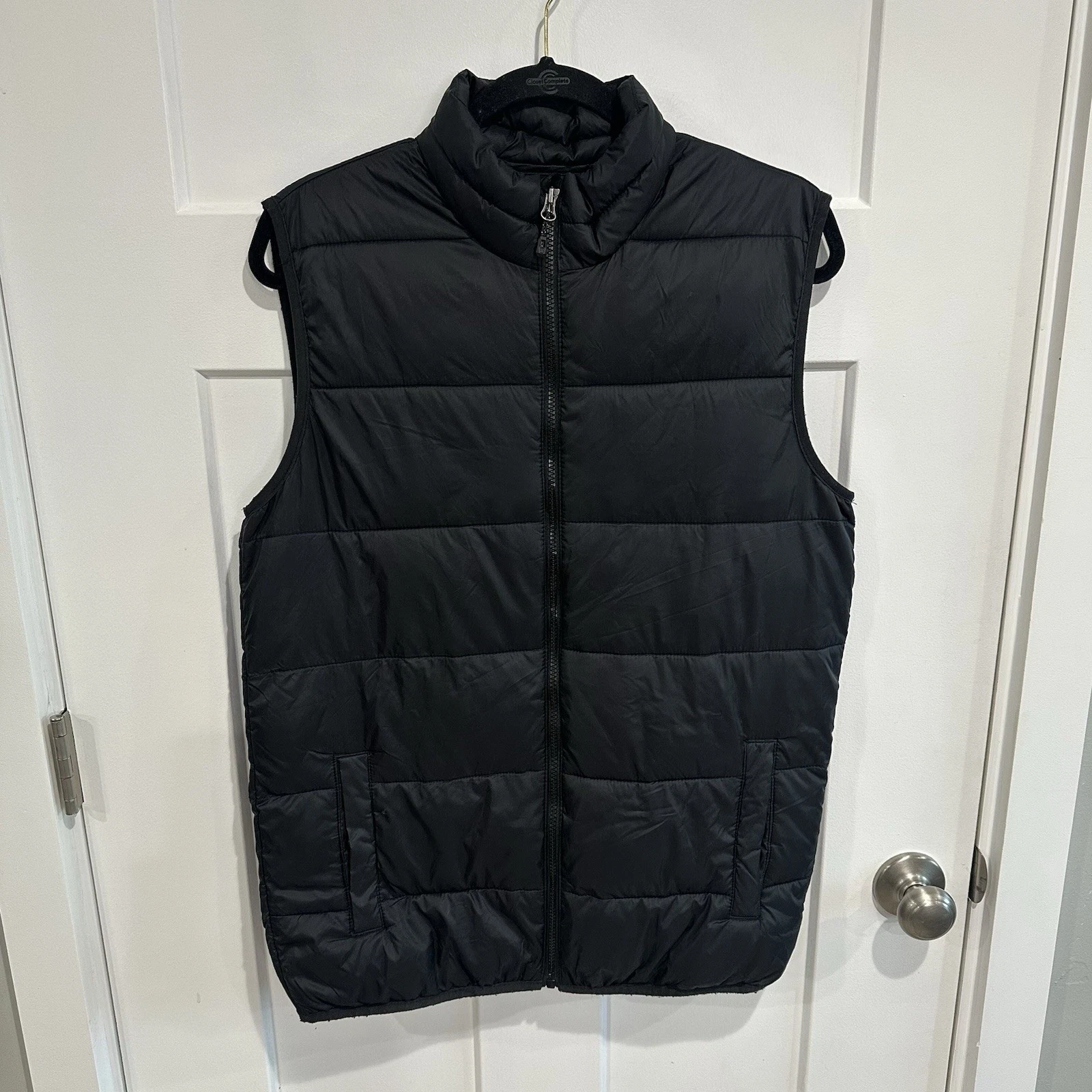 Swiss Tech Vest Men’s Small 34-36 Black Puffer Full Zip Snap Pockets Mock Neck
